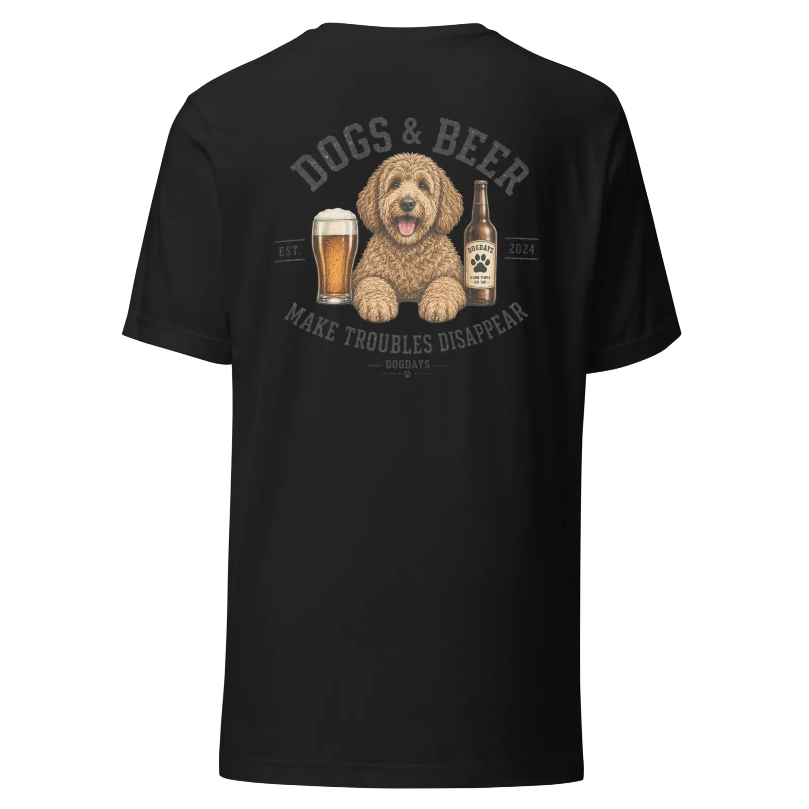 Dogs and beer make trouble disappear | T-shirt i svart från Dogdays