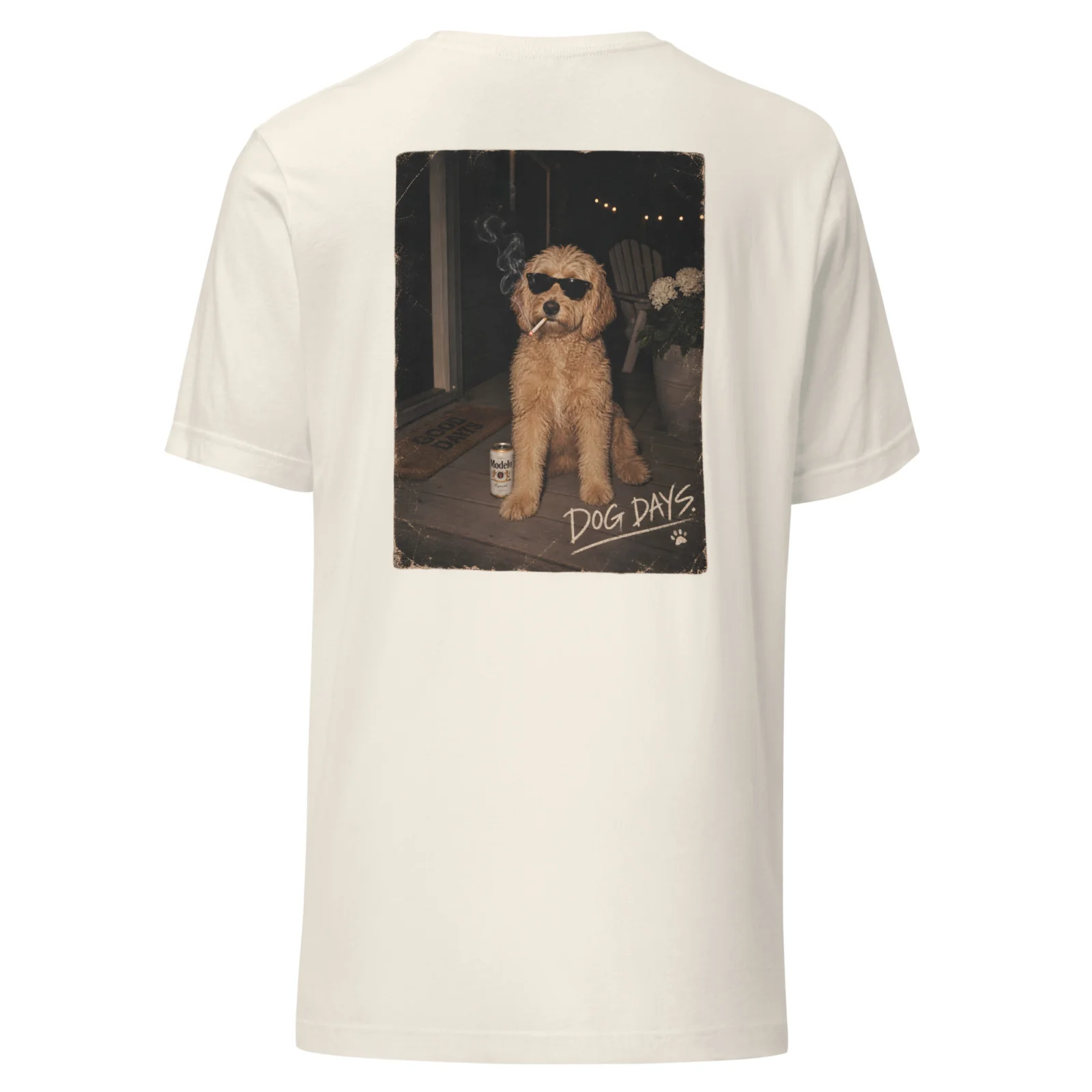 Off-white T-shirt med Labradoodle-design, bakifrån – Tough days