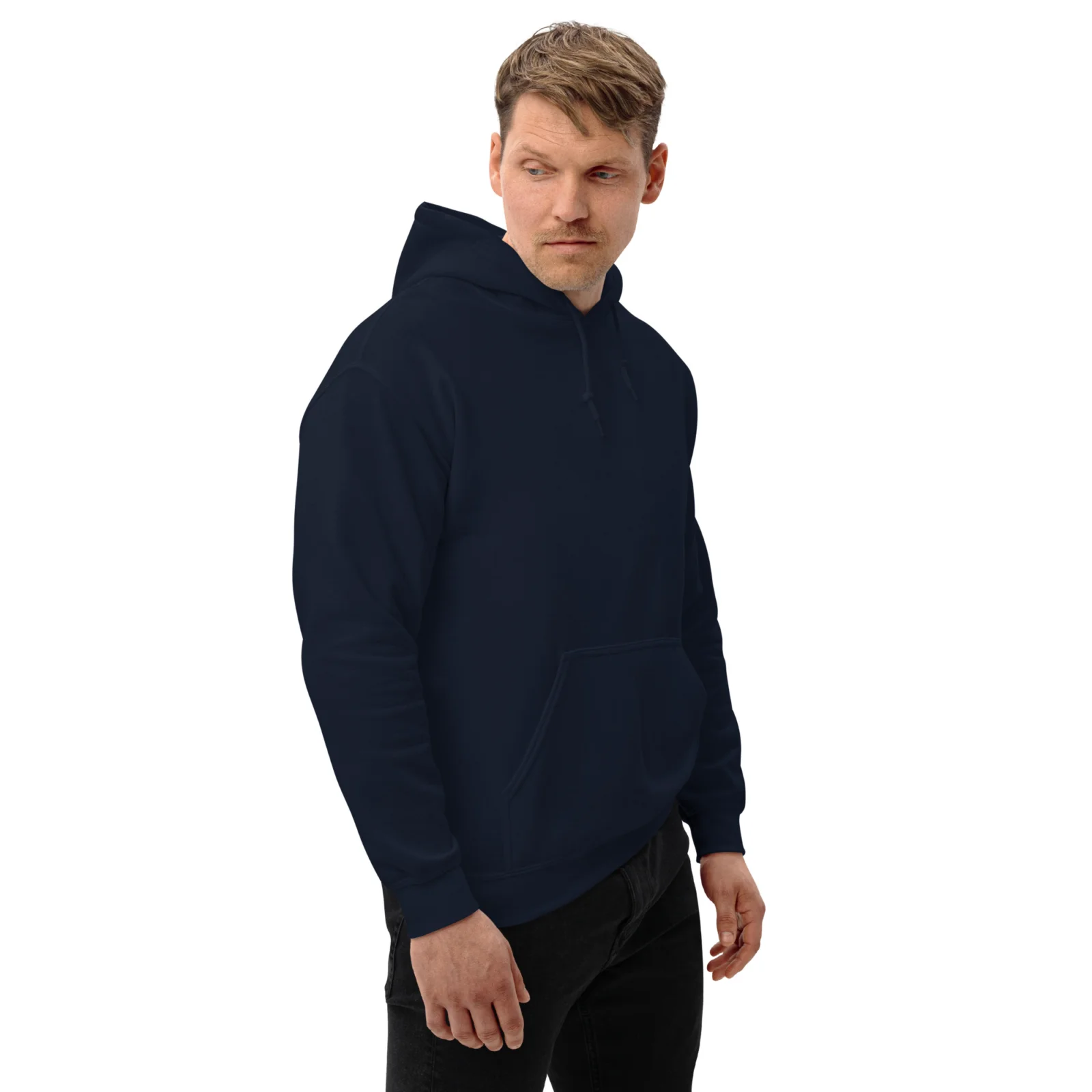 Marinblå hoodie med Labrador-design, sedd snett framifrån – Surf Club