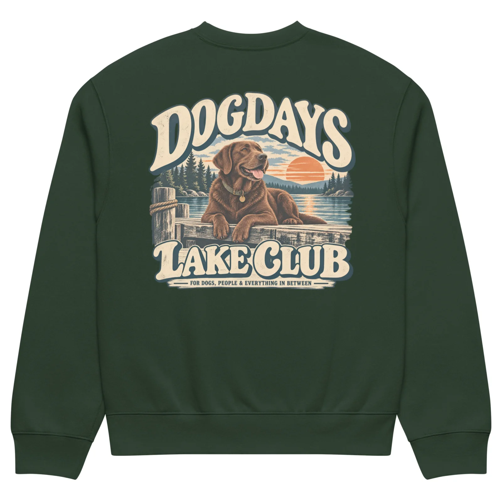 Skogsgrön crewneck med Labrador-design, bakifrån – Lake Club