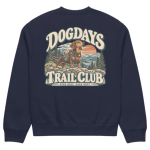Marinblå crewneck med taxdesign, bakifrån – Trail Club